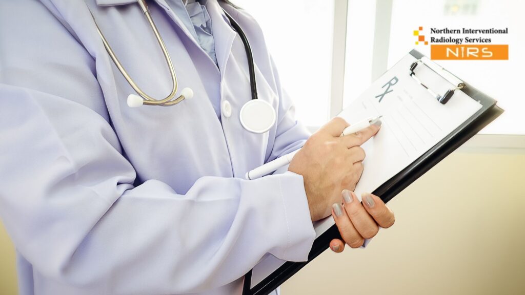 Illustration showing how breast tumor marker clips improve surgical accuracy, with NIRS guidance highlighting precise tumor localization, minimized healthy tissue removal, and enhanced outcomes for safer, more effective breast cancer surgery.